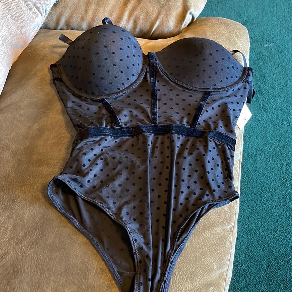 Forever21 lingerie , lrg New with tags